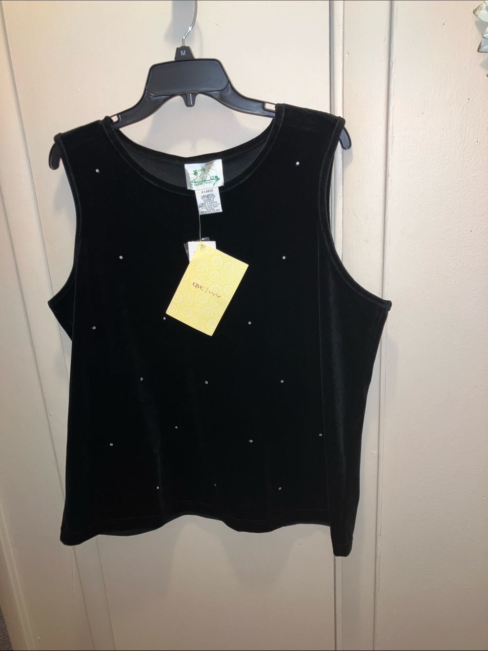 Quacker Factory Black Velvet Sleeveless Tank with Stud Accents XL New